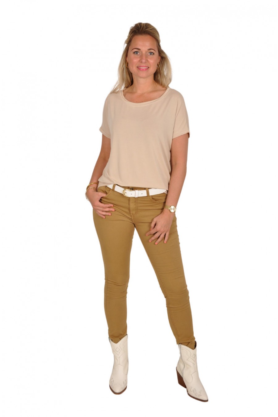 Mooij effen ronde hals top beige Mooij