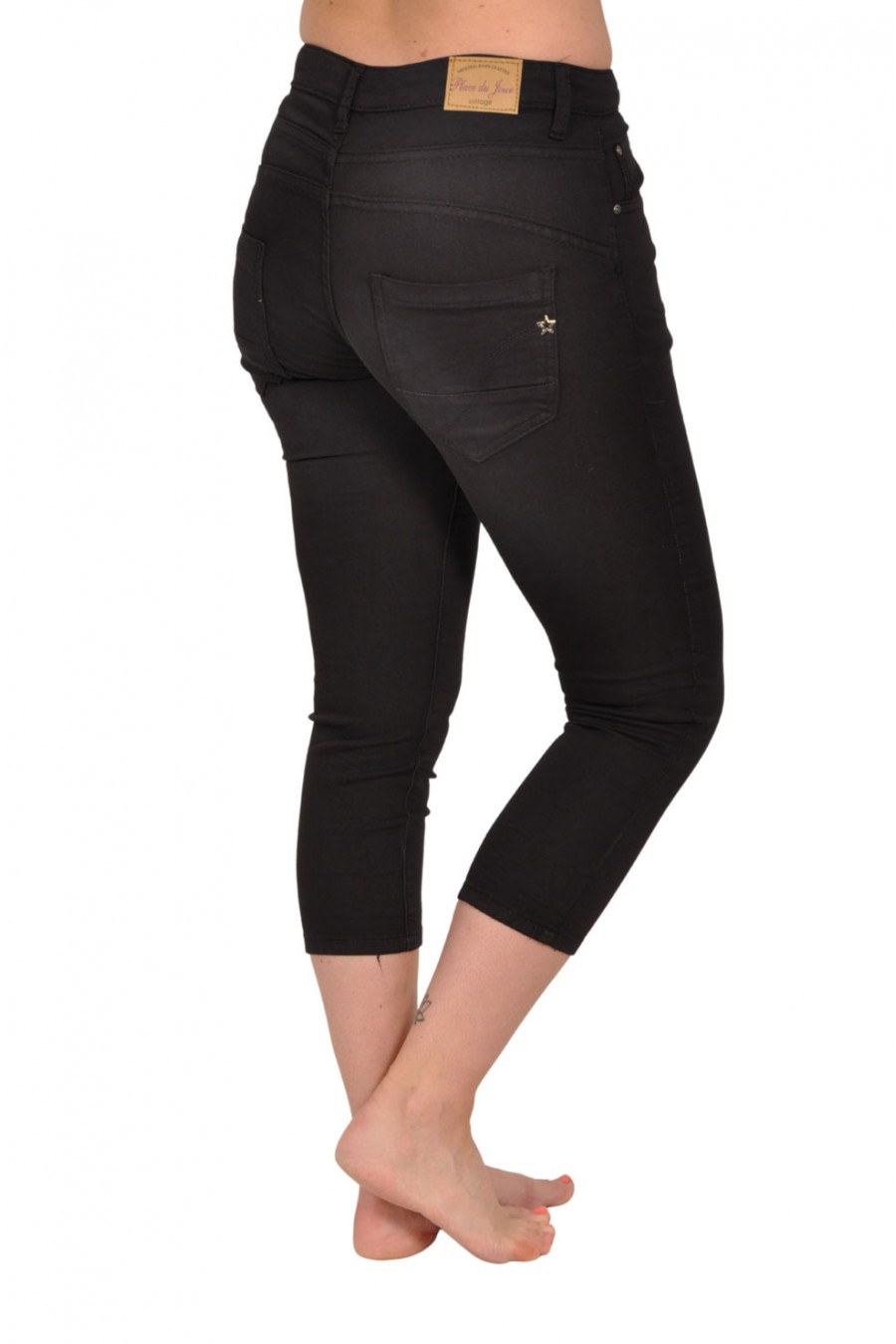 Capri jogjeans Place du Jour zwart knoopsluiting Place du Jour